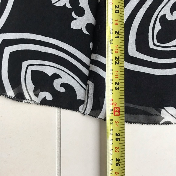 J.Crew 100% Silk Damask Medallion Print Camisole - Picture 16 of 17